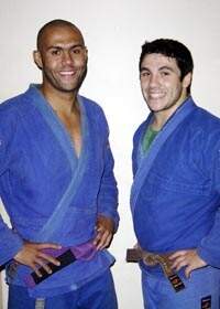 Defesa pessoal. Professores de jiu-jitsu:  Marcello Oliveira e Rafael Alves.