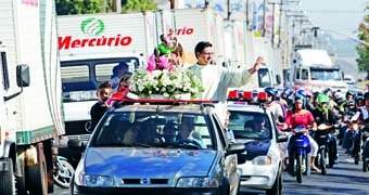 Carreata da Paróquia São Vicente em homenagem ao padroeiro dos motoristas. Celebrações continuam hoje em três paróquias