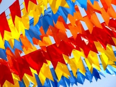 As festas juninas de tempos passados eram mais festas e menos com&eacute;rcio; as de hoje s&atilde;o mais com&eacute;rcio e menos festas.