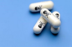 N&atilde;o adianta querer tirar do seu garoto essa responsabilidade. Ele at&eacute; pode e deve ser uma v&iacute;tima das drogas, mas &eacute; sua pertin&ecirc;ncia em comprar, distribuir e ofertar drogas que mant&eacute;m o mercado aceso e possibilita qu