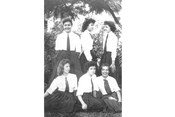 Alunas do antigo Colégio Jesus Maria José 