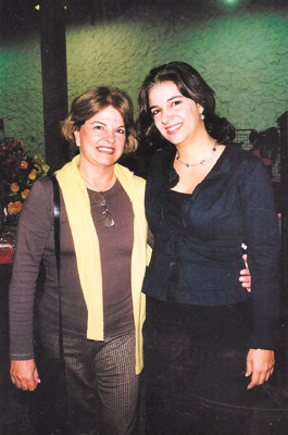 Lena Meneghetti e  filha Xanda (que acaba  de mudar de idade)