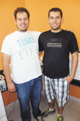 Irmãos Danilo (agora dir.  do laboratório Lab Center) e Lucas Pereira