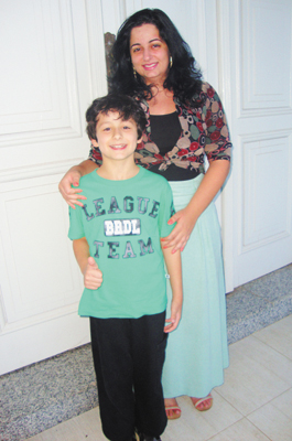 Marina Bittar e filho  (lindo) Gabriel (esbanjando  felicidade e saúde)