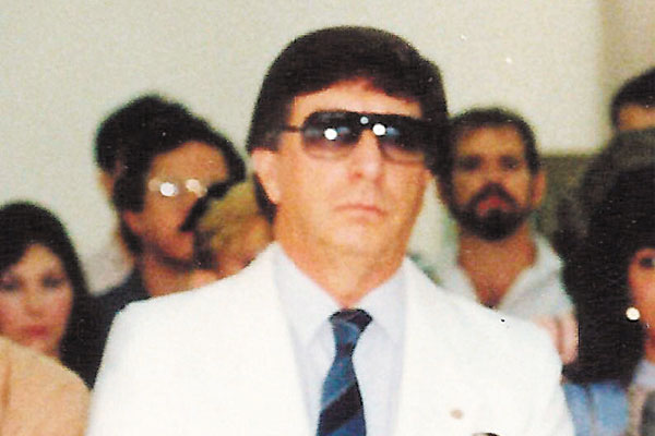 Abraço muito especial a um querido amigo, de longa data, e que passou para nova idade nesta última semana. Falo do Paulo Rubens de Almeida, que há anos comanda a Orseg, empresa francana corretora de seguros. Paulo já foi também um dos mais atuantes presid