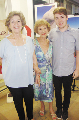 Egle Zirnberger de Castro,  Dirce Zirnberger  e filho Philipe