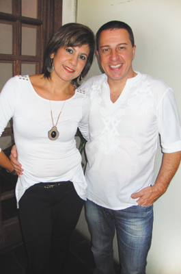 Marcelo Paradiso  (famoso coiffeur) e  sua amada Vânia Malta