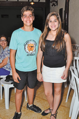 Irmãos Gabriel Filho  e Laura Nassif Anawate: compromisso no dia 22.