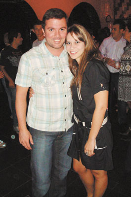 Lucas Macedo e Mariana  Giolo. Ele aniversaria  neste dia