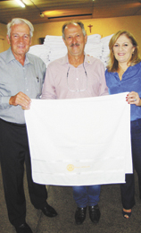 Wanderley C. Ferreira  e casal Antônio Carlos  Anastácio-Maria Angélica