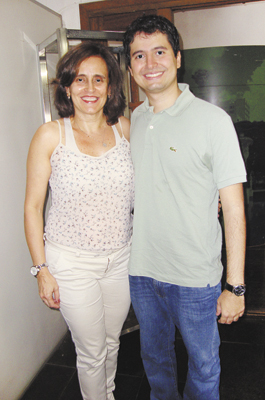  Márcia Barcelos Rached e filho (cardiologista)  Eduardo (jovem gentleman)