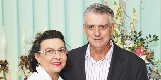 Casal de Patrocínio Paulista que muito prestigia nossa Franca, médica Regina Helena Lopes de Freitas e o maridão, fazendeiro Tarcísio Freitas. Foto: Dinô Villas Boas