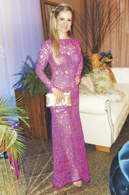 Toda elegância, a jornalista  Aline Faian no Top Franca  2013 (click by Higininho)