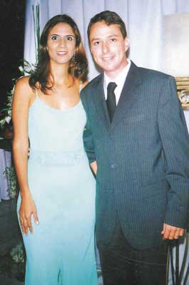 Thiago Pucci Bego-Daniela.  Ele mudando de idade