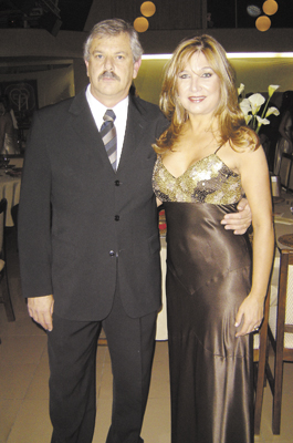 Casal Sátiro Rodrigues Alves Filho-Carmen: agenda especial dia 25 próximo