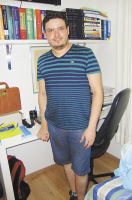 Théo Maia Pedigone  Cordeiro (Théozinho),  médico do Albert  Einstein/SP, em dia de nat