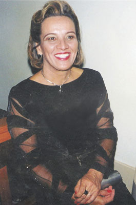 Tânia Mara Garcia  Licursi (Miss Franca 1970)  aniversaria hoje