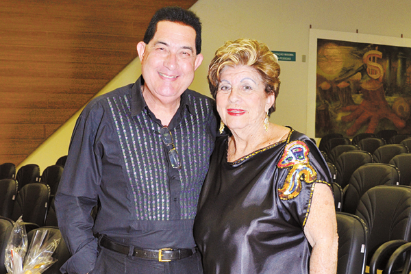 O colunista Higininho e sua mãe, Augusta Caleiro