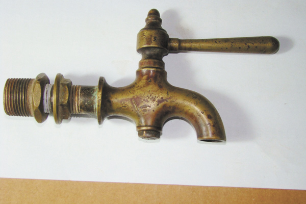 Muita água rolou e vem rolando pelas torneiras desde que elas foram inventadas