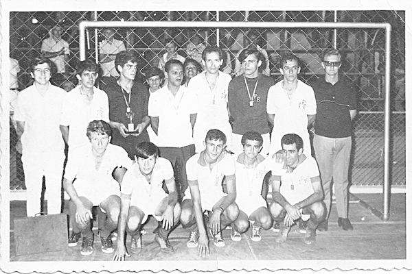 Meu leitor e amigo Trapaça me trouxe esta foto, que data de 28 de setembro do ano de 1968, quando da realização dos Jogos da Primavera