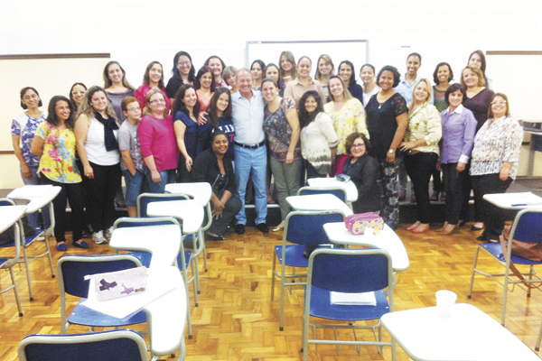 Dentro do programa Jornal-Escola, que o GCN movimenta com diversas escolas estaduais e particulares, estive na quarta-feira nas dependências do Pestalozzi palestrando 