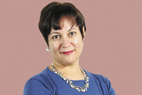 Abraço muito especial segue hoje para a atenciosa e dinâmica secretária da diretoria da CTBC-Algar Franca, Maria Amélia de Assis, que está aniversariando. Há 20 anos na CTBC, ela é da maior confiança da alta direção. Filha do sr. Lázaro Domingos de Assis,