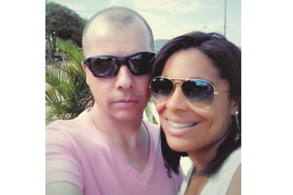 Casam-se na próxima sexta-feira, 18 de dezembro, os jovens Fransérgio Dorigan e Laís Nascimento Lima. Ele é filho do saudoso José Aparecido Dorigan e Ana de Lourdes Luís Dorigan e ela, filha do também saudoso Carlos dos Reis Lima e Ana Ferreira do Nascime