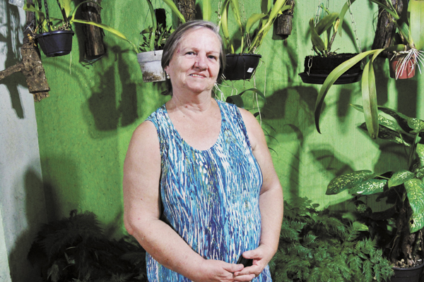 Quem aniversaria amanhã, 6 de junho, é a querida amiga Lucília Giolo Fernandes, uma das mais conhecidas e solicitadas boleiras de nossa cidade. Casada com o nosso colega da Difusora, Antônio Carlos Fernandes, o Xaropinho, que é o atual presidente da Assoc