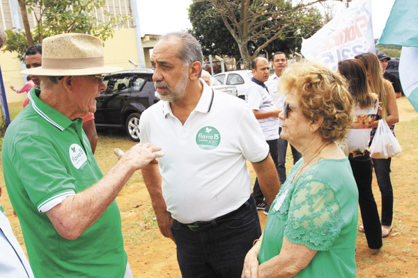 Aos 85 anos, Dr. Lancha demonstra enorme vitalidade para realizar o sonho de ver a filha Flávia se tornar prefeita