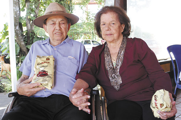 Nesta próxima terça-feira será o aniversário de dona Luíza Trajano Donato (90 anos), fundadora, junto com o marido Pelegrino José Donato do poderoso Grupo Magazine Luiza. Ela começou como balconista da antiga Casa Hygino Caleiro, vindo depois a montar A C