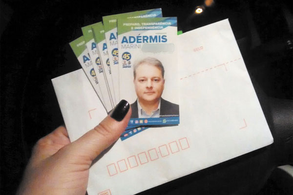 Cartinha de Adérmis Marini recebida por participante do Fórum da Mulher Empreendedora.