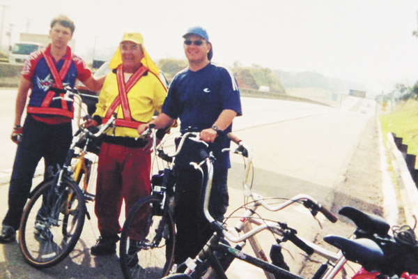 A TV-Band de São Paulo esteve apresentando um especial com alguns fiéis que costumam passar pelo Caminho da Fé, até a cidade de Aparecida, que esta semana esteve superlotada. Nosso amigo Ademir Sebastião de Souza, da Nena Viagens, já repetiu 14 vezes o me