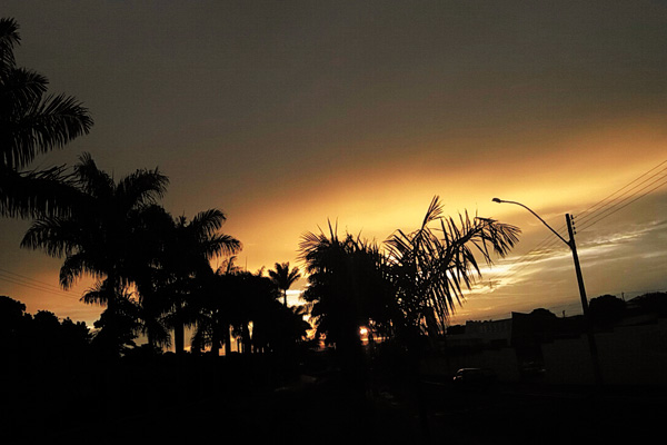 Entardecer dia desses em Franca.