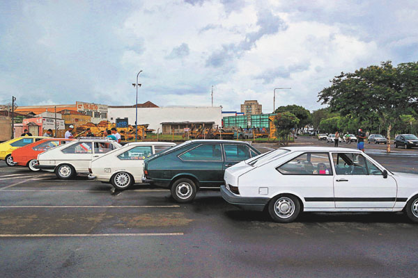 Quem é apaixonado por carros, não importa a idade.