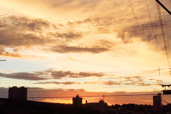 Belo entardecer em Franca. 