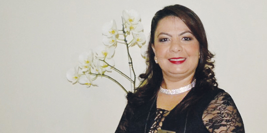 Empresária de sucesso com a sua Louhi Cosméticos, estará conosco em mais uma EP, presenteando nossos homenageados. Marisa Matias, aniversariante do mês de novembro, recebe nosso abraço