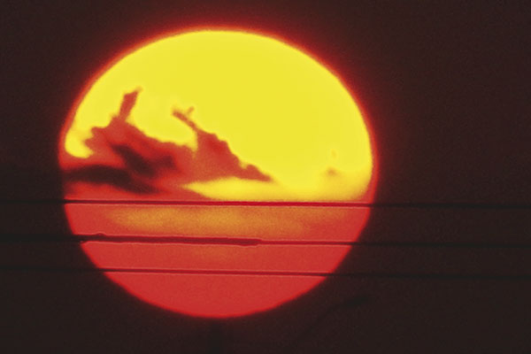 E o sol se despede de mais um dia.