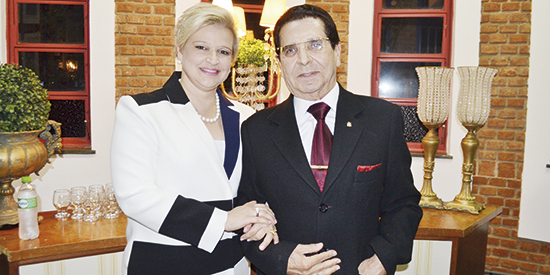 Abro a coluna de hoje mostrando alguém muito do nosso coração, que embora estivesse este ano ausente da nossa EP está sempre com a gente. Dr. Clovis Eduardo Pinto Ludovice, fundador e chanceler da gloriosa Unifran e marido amado da superdinâmica Maria Ter