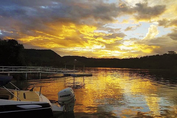 Entardecer em Rifaina.