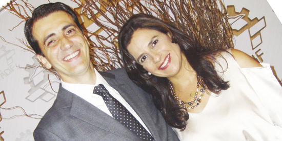 Muitos quilates: casal Carlos Renato (Flavia Astun) Donzelli.