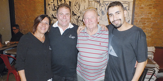 Elis Regina e Serginho do Val com o filho Germano e o pai e sogro Sérgio Ramos do Val