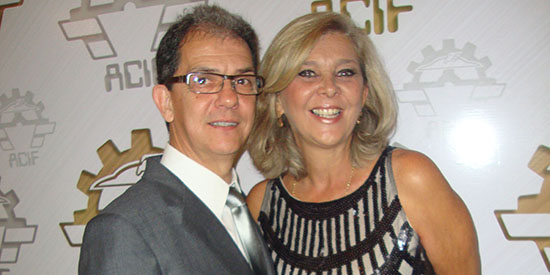 Ademir Dutra- Beatriz: 35 anos de casados hoje.