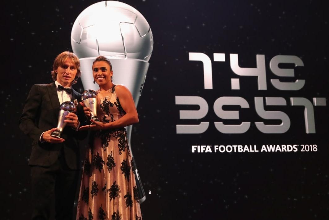 Os melhores. O croata Modric e a brasileira Marta foram os vencedores do prêmio 
