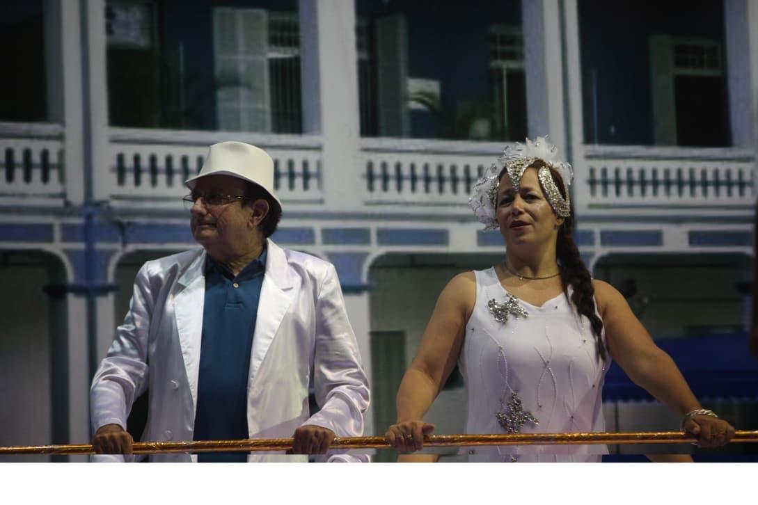 Que privilégio. Odila Sanches e Bernardo Ortiz, o pai de Ortiz Junior. Madrasta do prefeito furou a fila