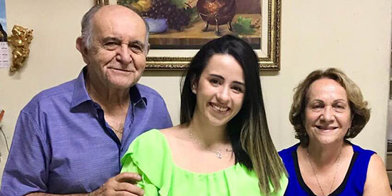 Toninho Magalhães, da FP Design, com Sueli e Maria Antônia