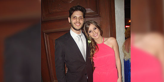Rui de A. Dutra (aniversaria amanhã) e amada Paola Nascimento