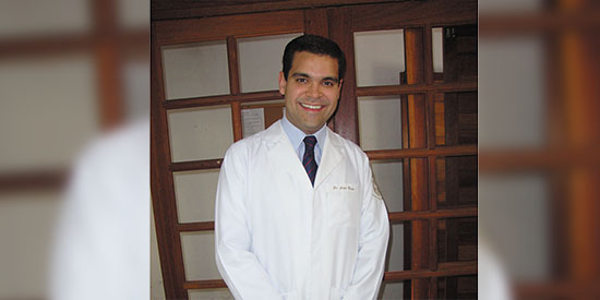 Oftalmologista André Fávaro: consultório é no 