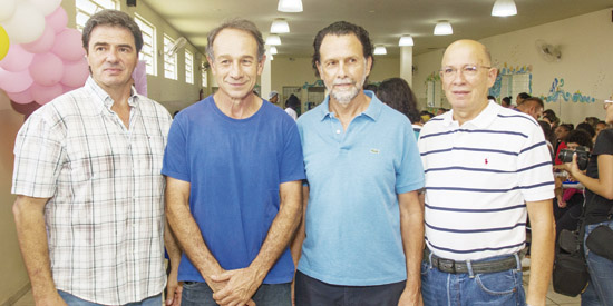 Festejando 49 anos da Apae, anteontem, Toninho Salloum, Paulo Zamikhowshy, Agenor Gado e João Batista Lima (Foto Dirceu Garcia)