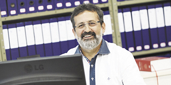 Passando para nova idade hoje, meu amigo e sempre parceiro Dilmar Augusto Campos, comandante do Escritório de Contabilidade Pires, na Avenida Brasil