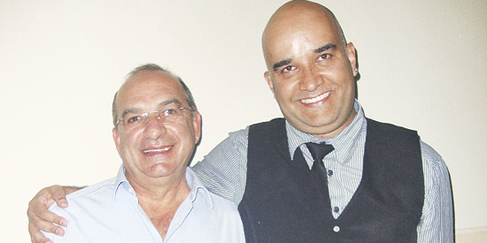 Waldyr Medezani (e o pianista Ivan Cagi) em seu badalado Baunilha (no Comfort)